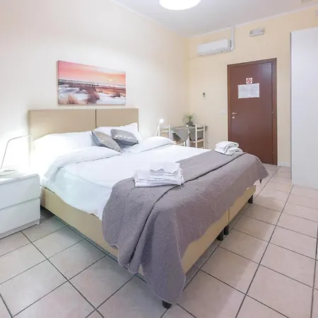 招待所 橙之栈贝尔斯酒店 3*