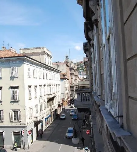 Berzi Maison d'hôtes Trieste